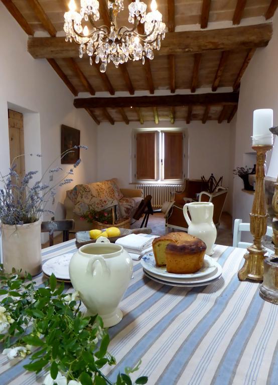 Casarciccia Guest House Todi Room photo
